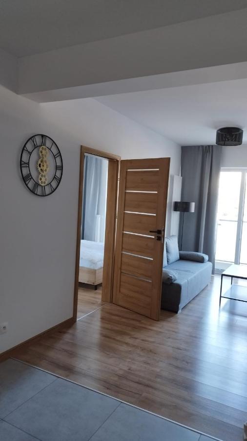 Apartamenty 77 เชสโตฮอวา ภายนอก รูปภาพ